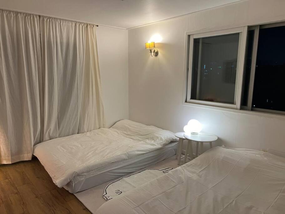 Local Calm #perfect Location Apartment Seoul