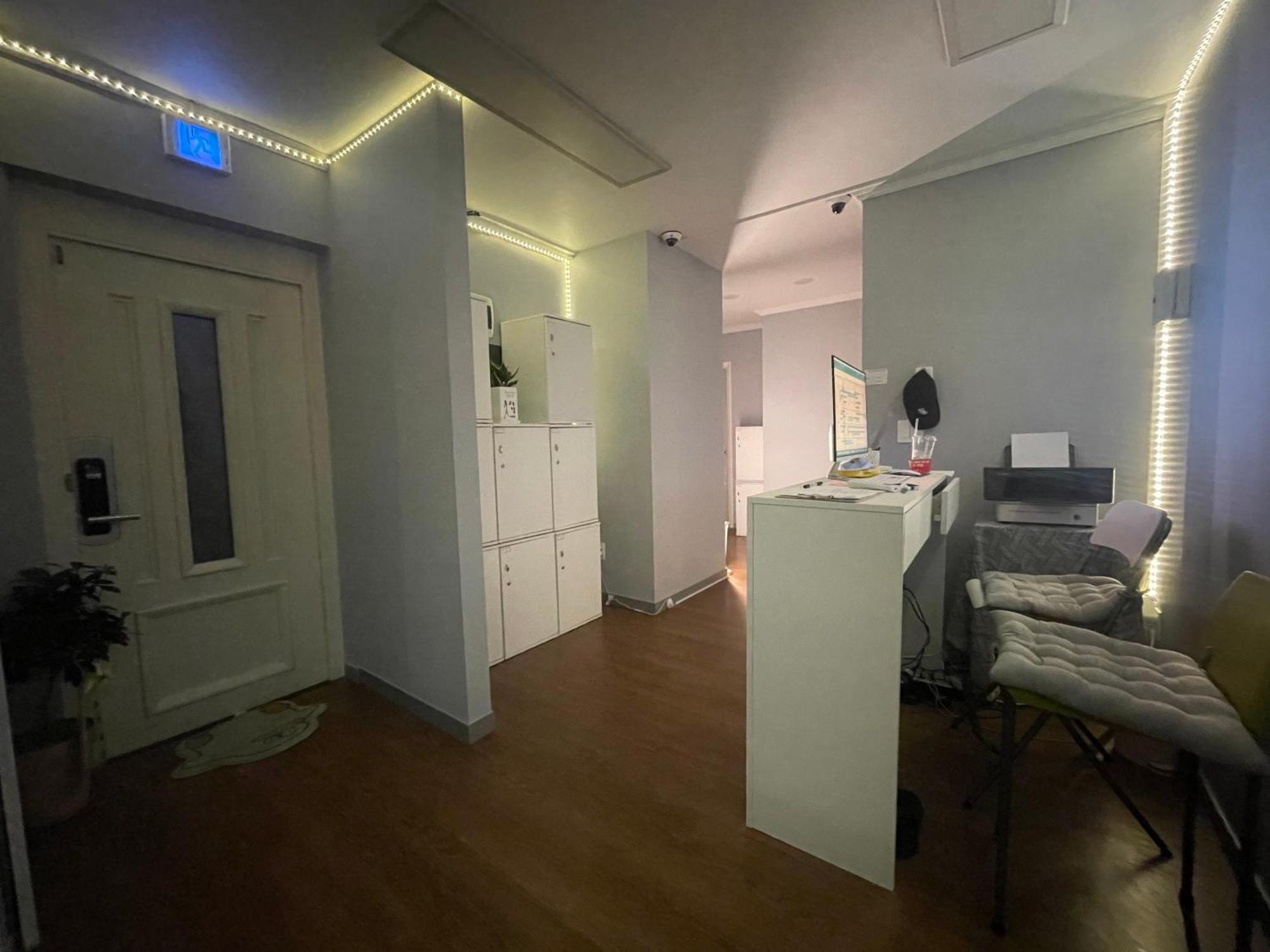 K Wave Only Female In Hongdae 1 Guest house