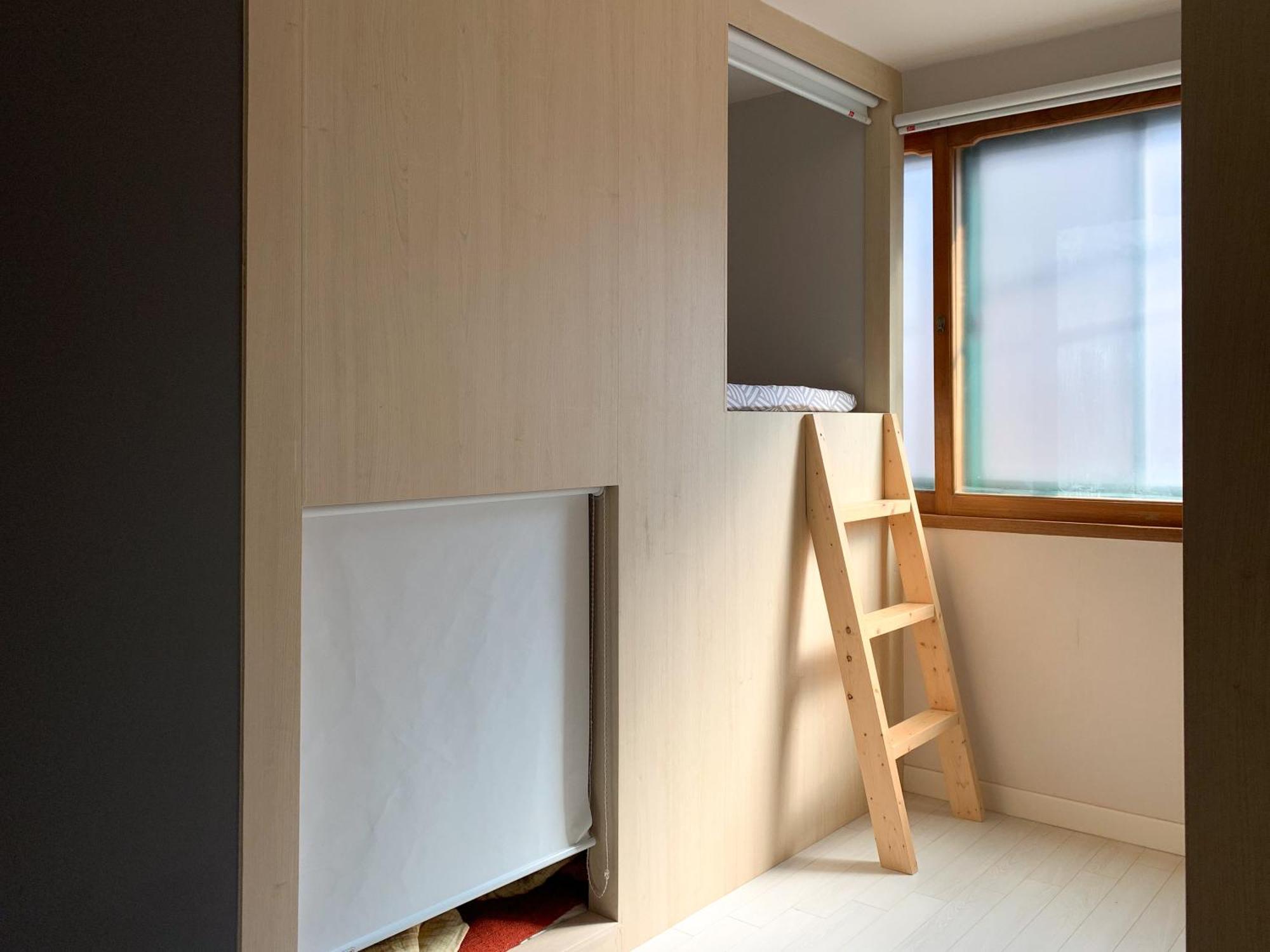 Gangnamstay - Foreign Female Only * Seoul