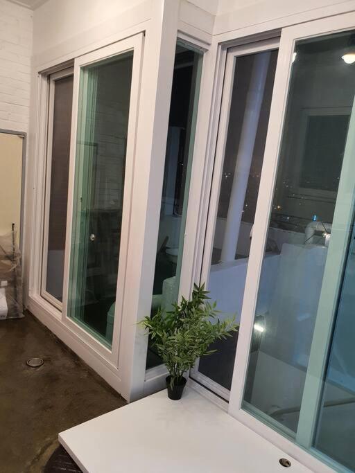 Apartment 'seongbuk Castle Suites' 5 Bedroom, Castle-wall View,