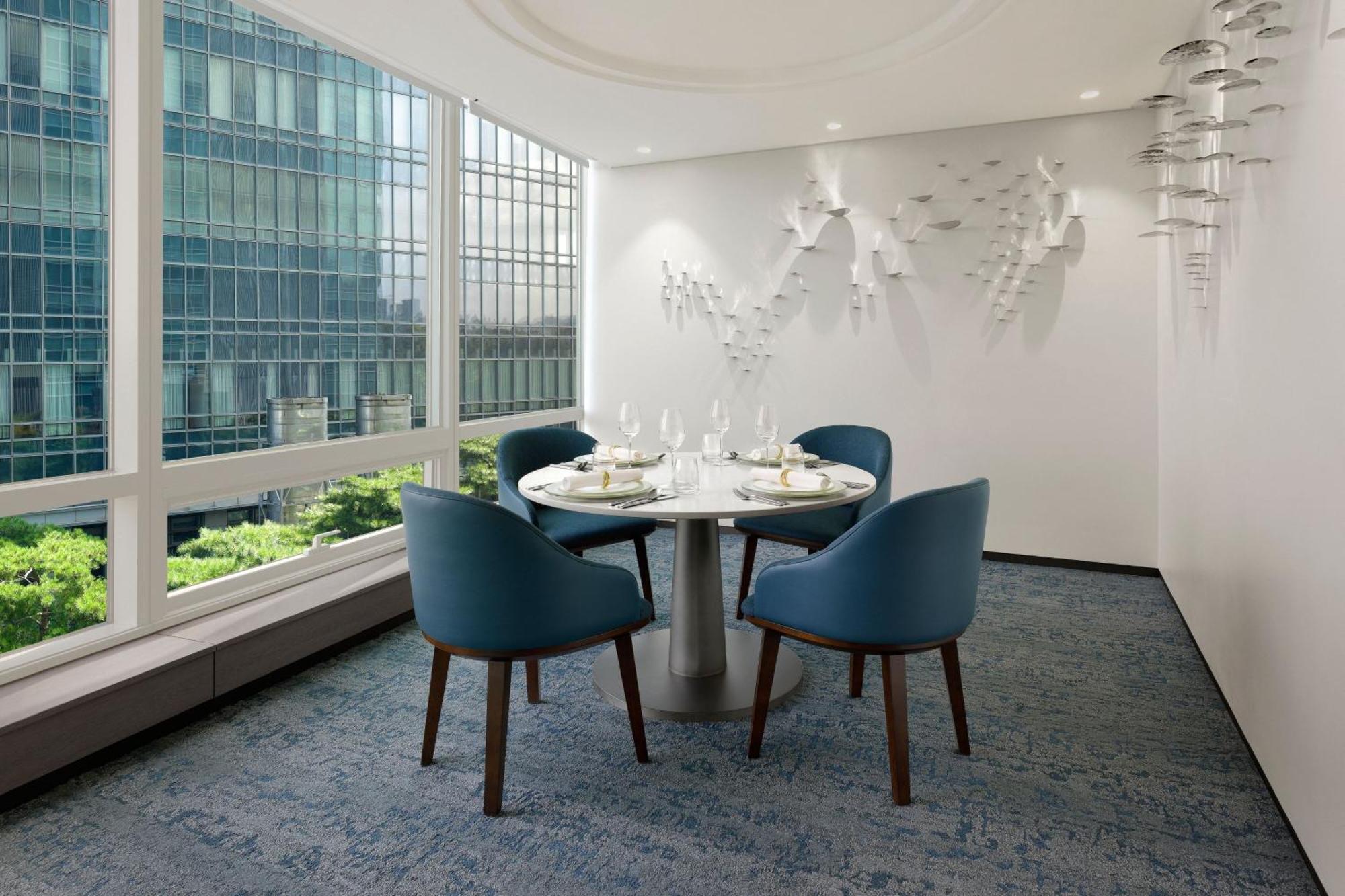 Marriott Executive 5*