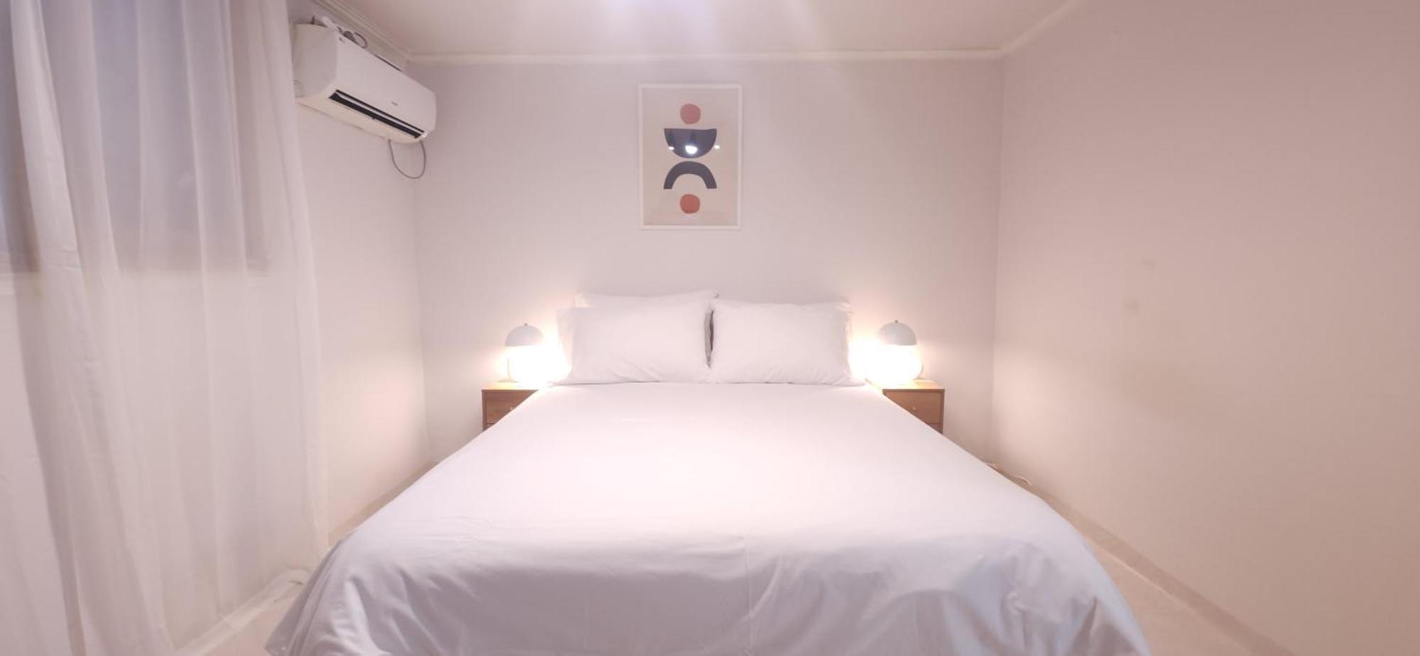 B-1 White Linen House Apartamento