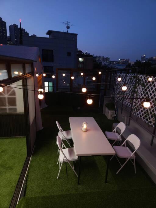 Yongsan Cozy Castle With Rooftop Garden For Families