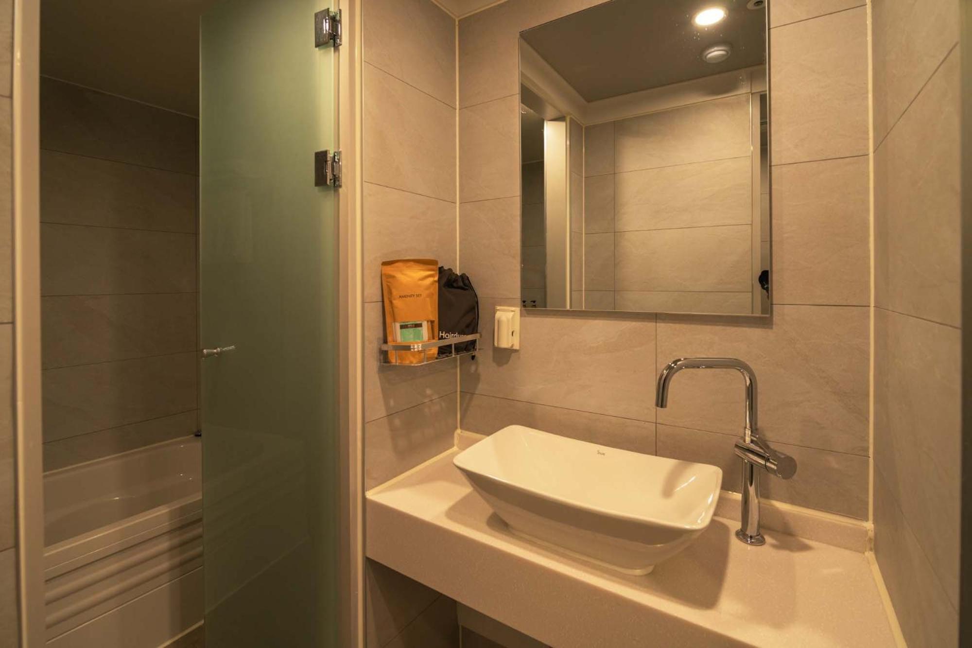 Shinchon Maven Hotel Seoul