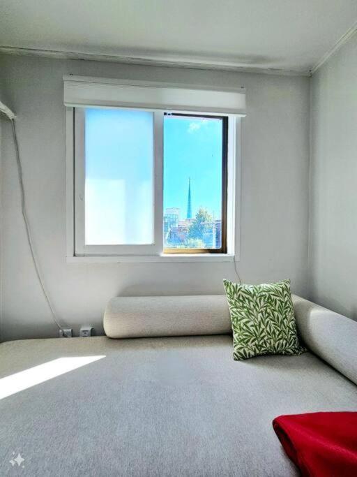 Yongsan Cozy Castle With Rooftop Garden For Families Villa Seoul