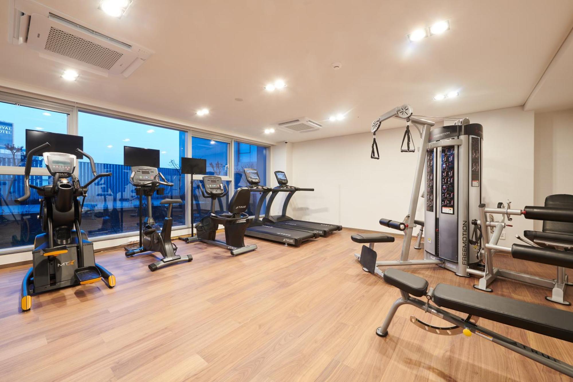 Hotel Stanford Myeongdong 3*