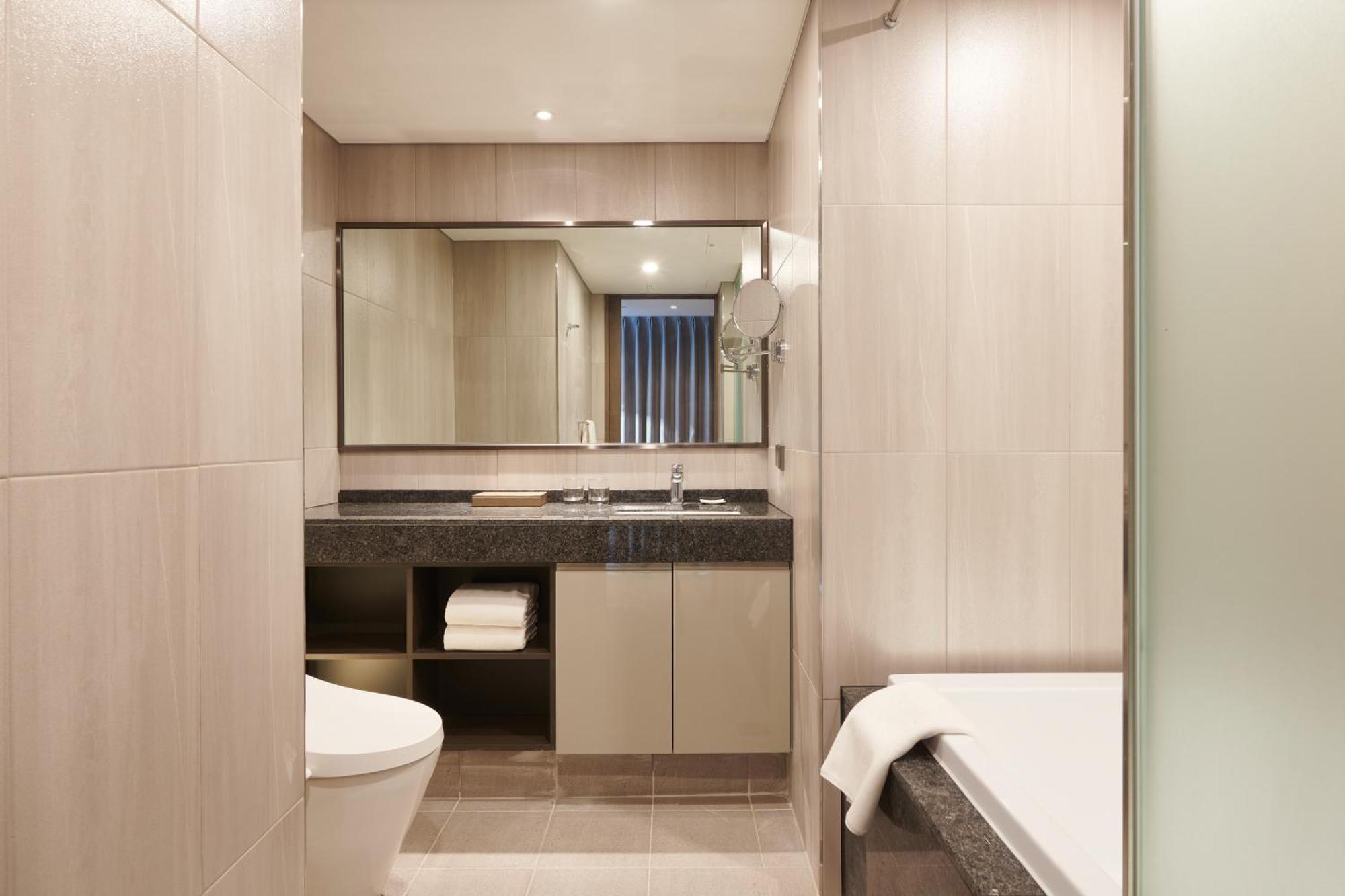 Hotel Stanford Myeongdong 3*