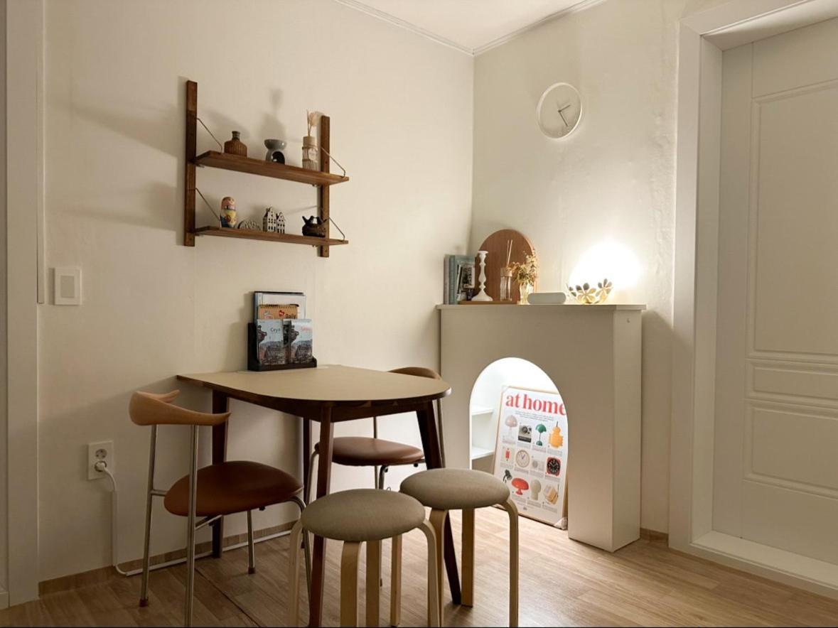 Athome - Foreigner Only Apartment Seoul