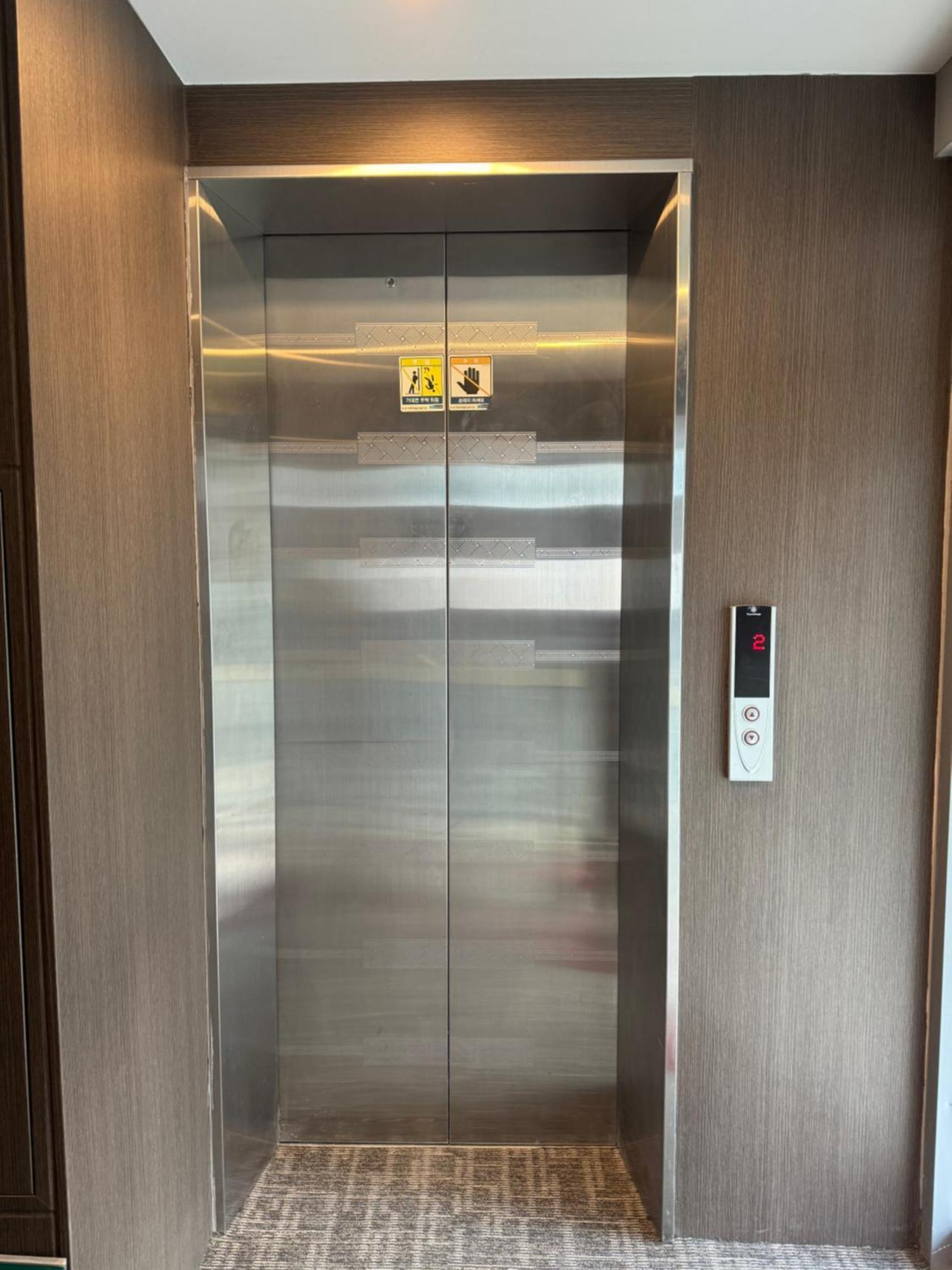 Hostel Oyo Myeongdong 6 Seoul
