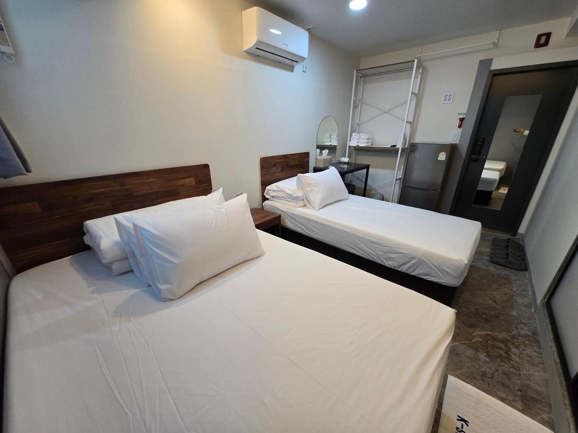 K-stay Dongdaemun Hostel *