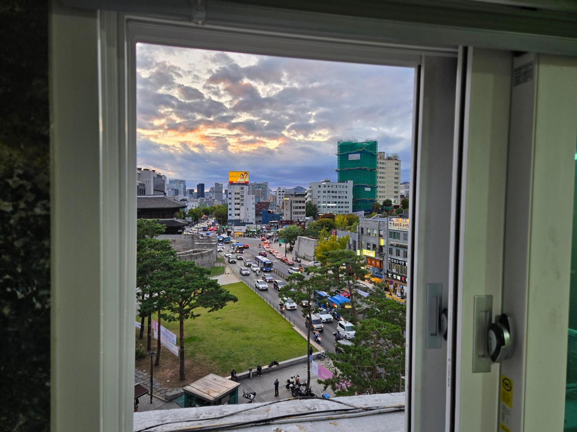 K-stay Dongdaemun Hostel *