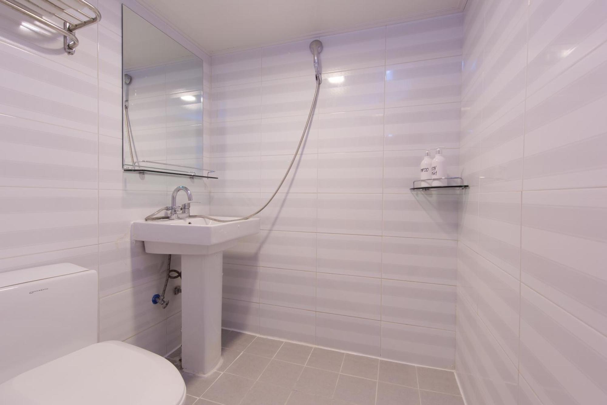 Travel Monster Guest house 3*