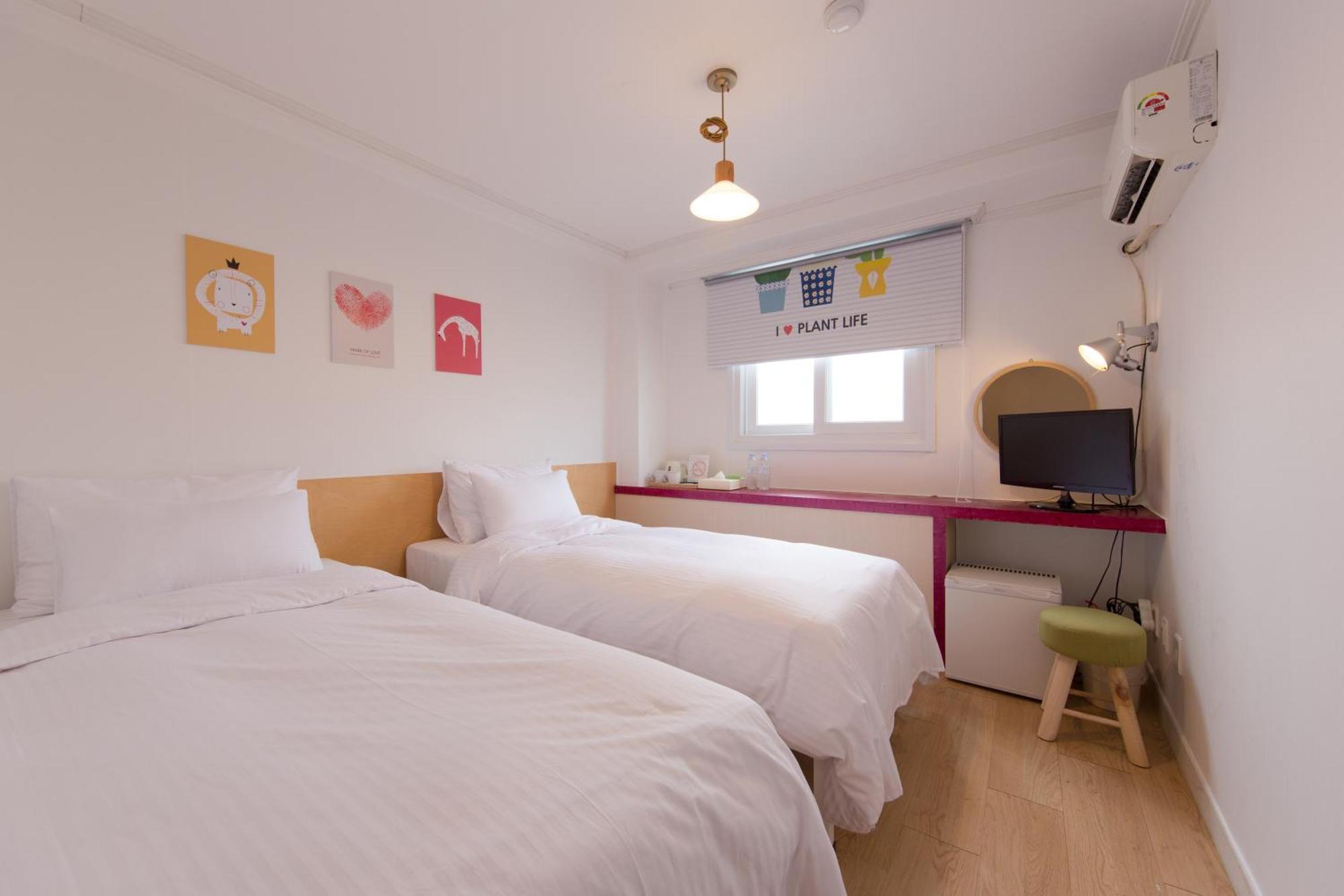 Travel Monster Guest house 3*
