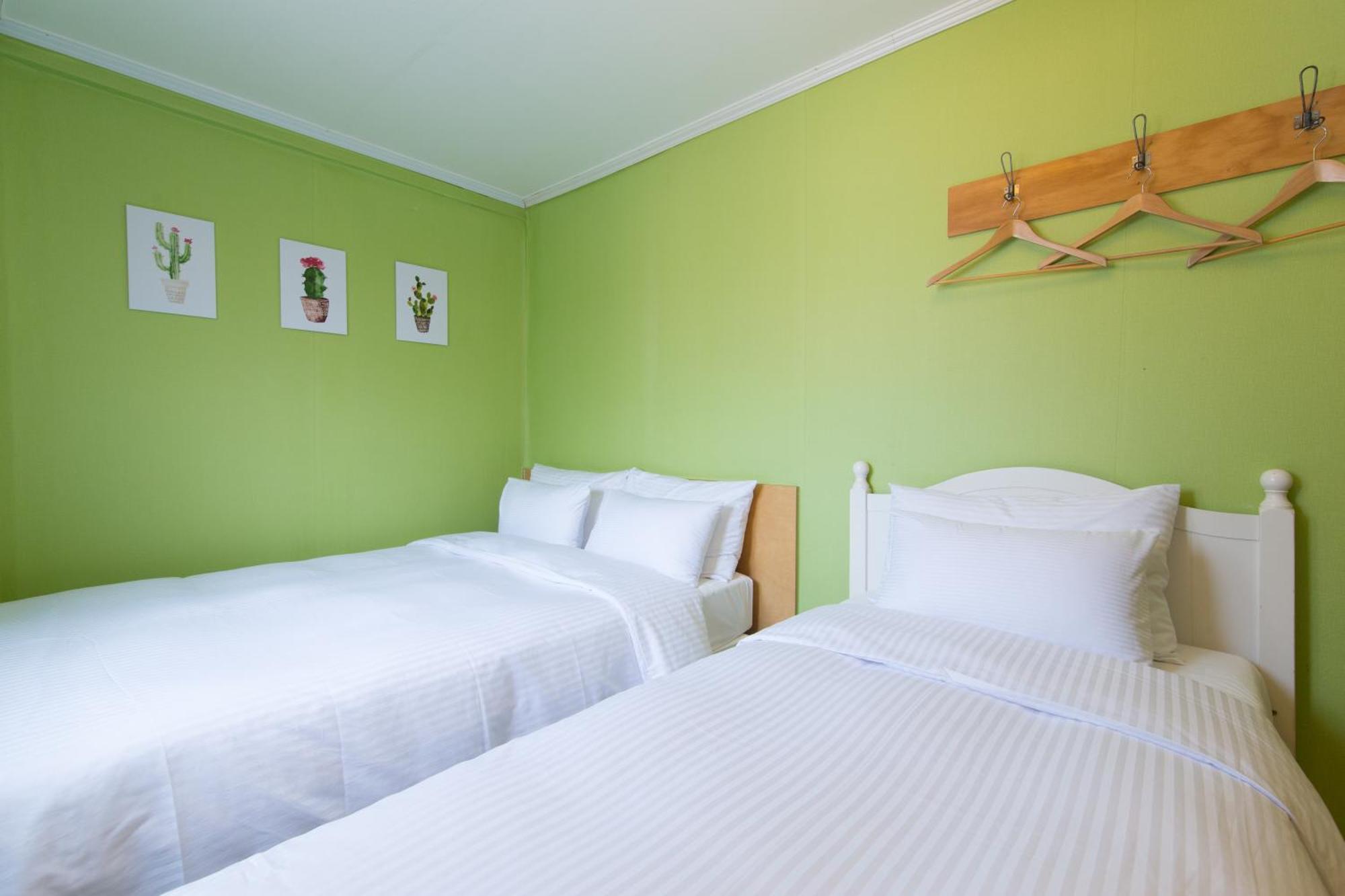 Guest house Travel Monster