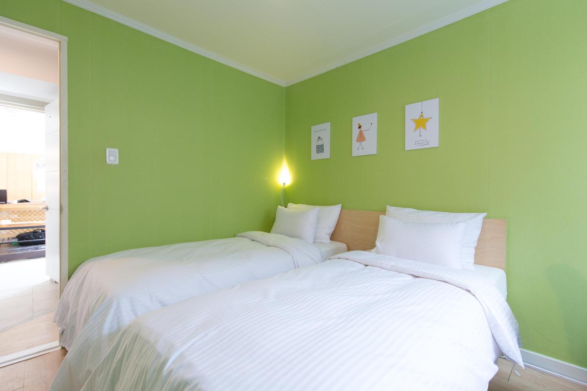 Guest house Travel Monster