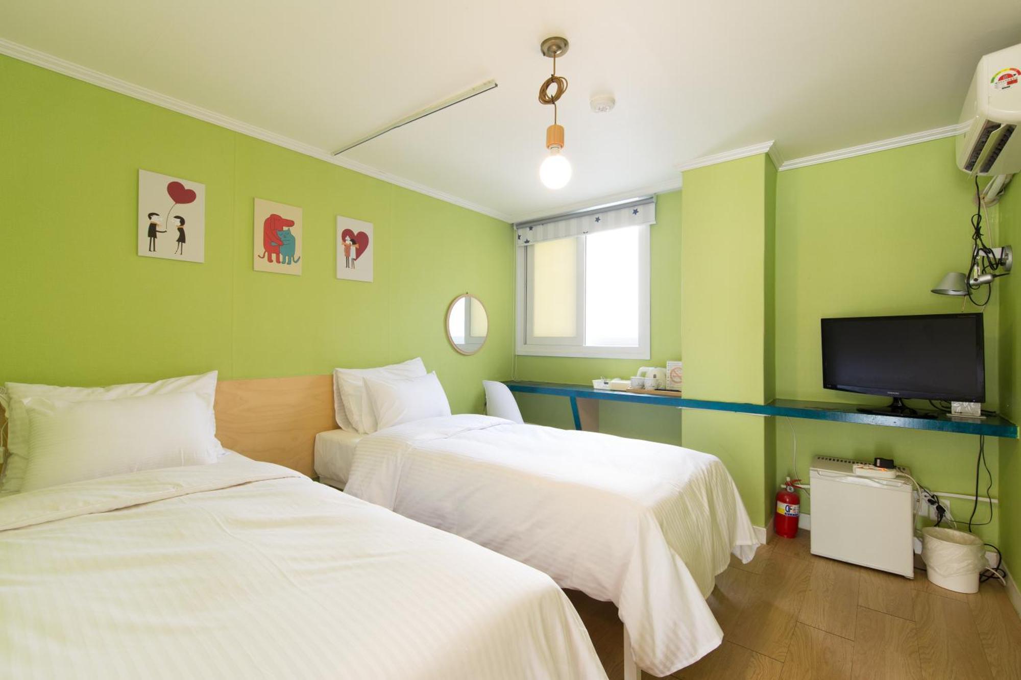 Travel Monster Guest house 3*
