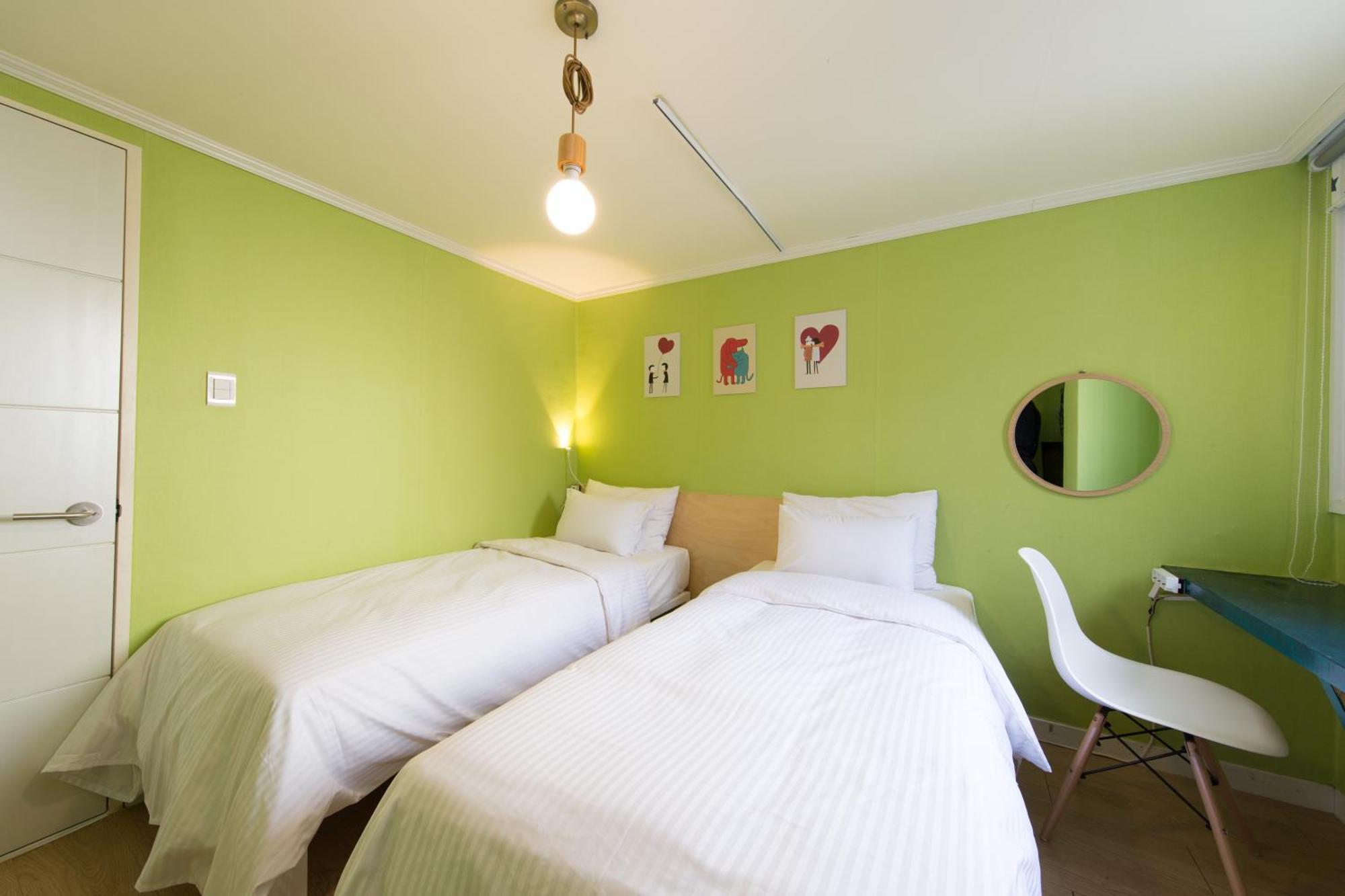 Travel Monster Guest house Seoul