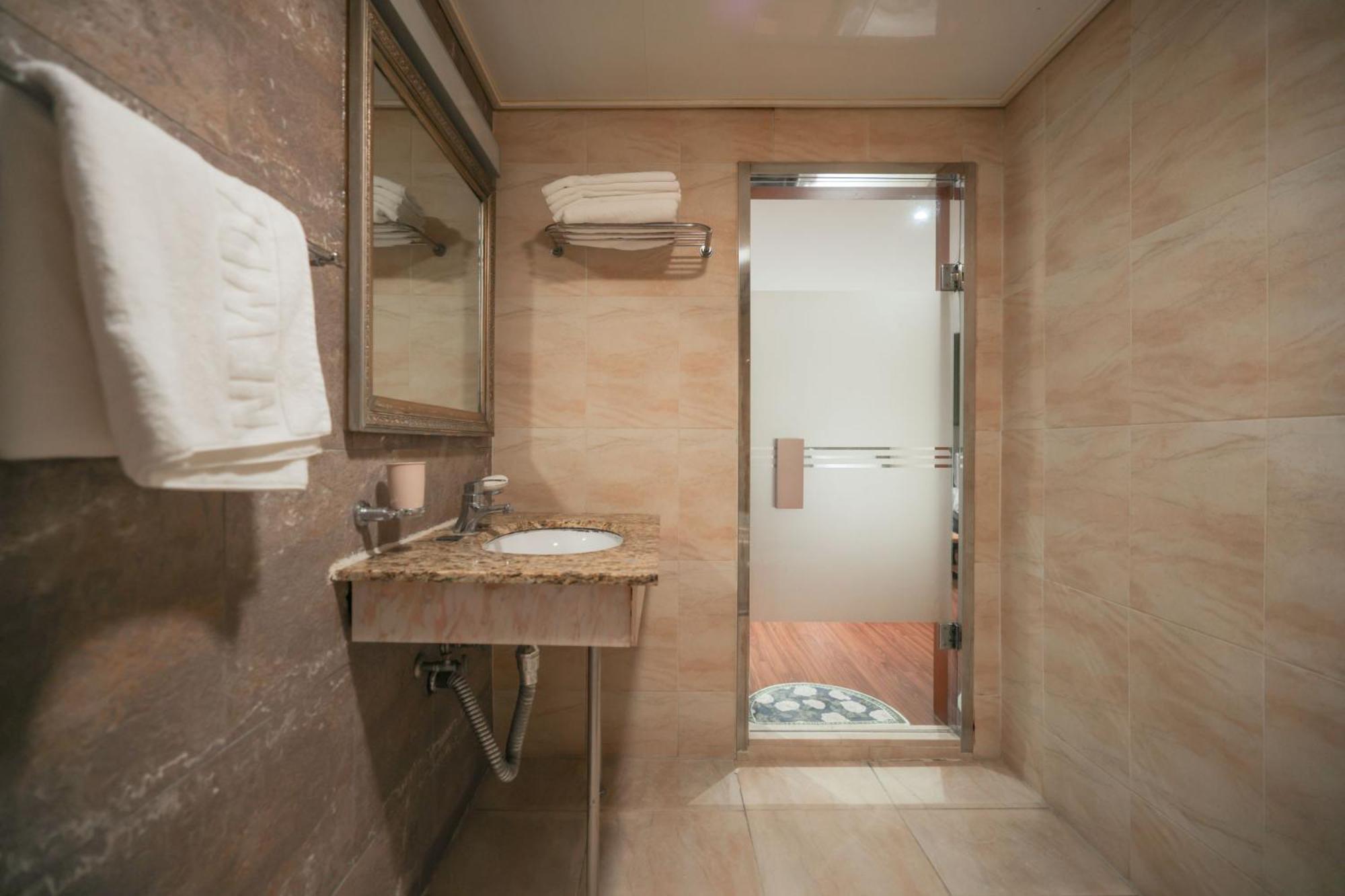 Motel New Day Gangnam Seoul