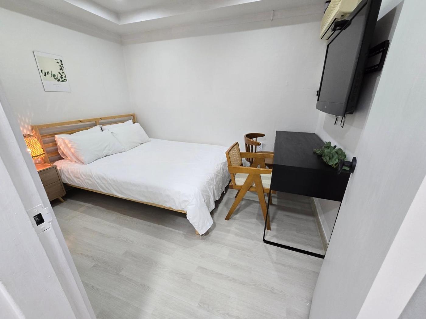 Stay110 Hotel *