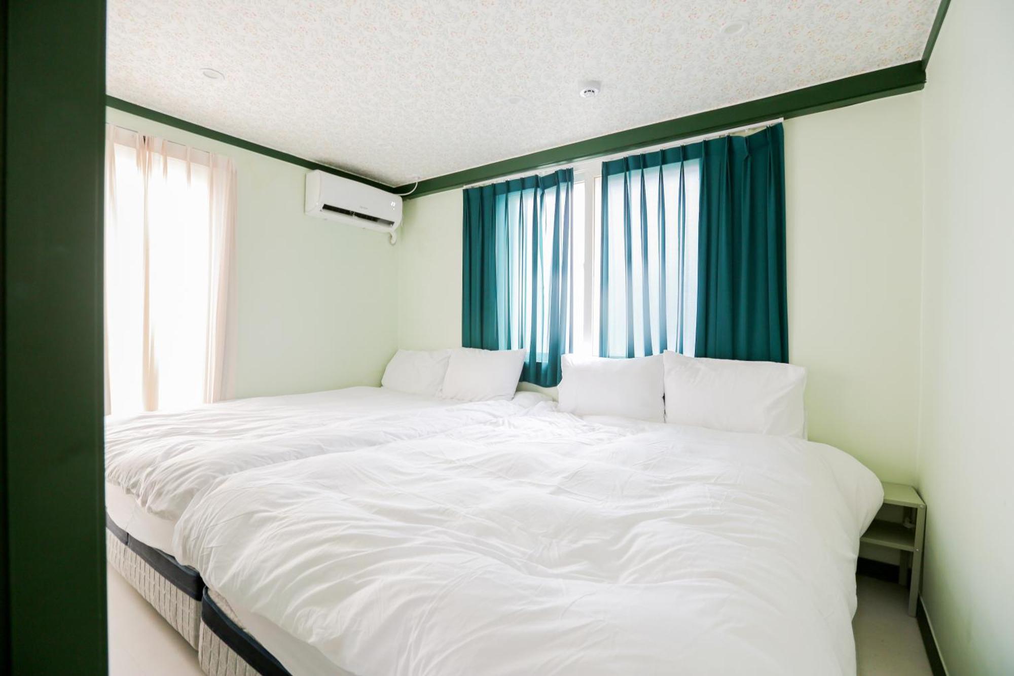 Romantic Rooftop House * Seul