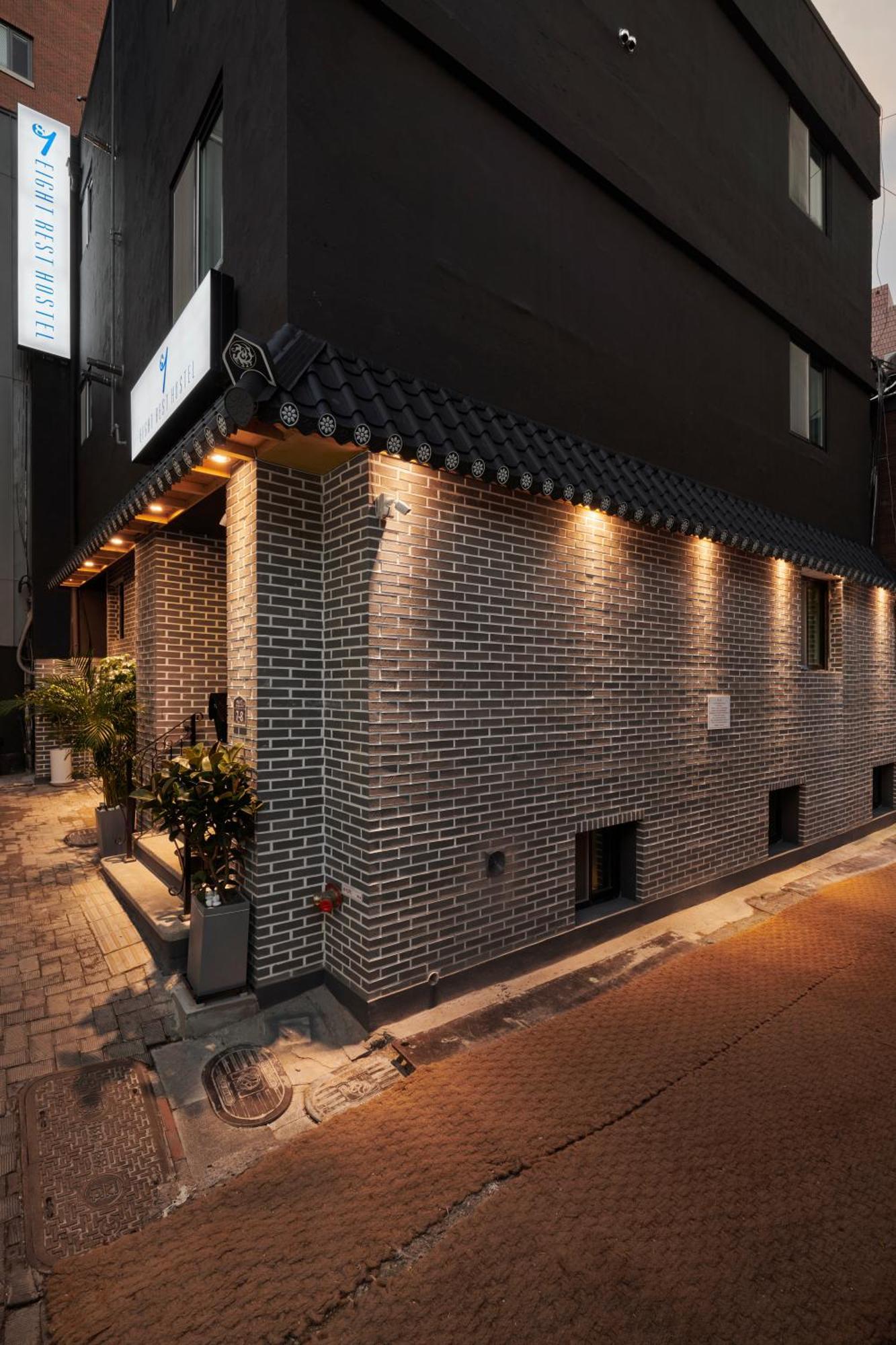 Hostel Eight Rest Myeongdong