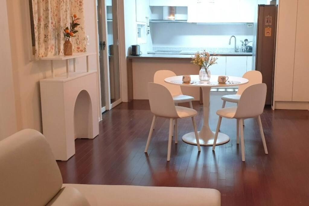 Apartment Orange House 24