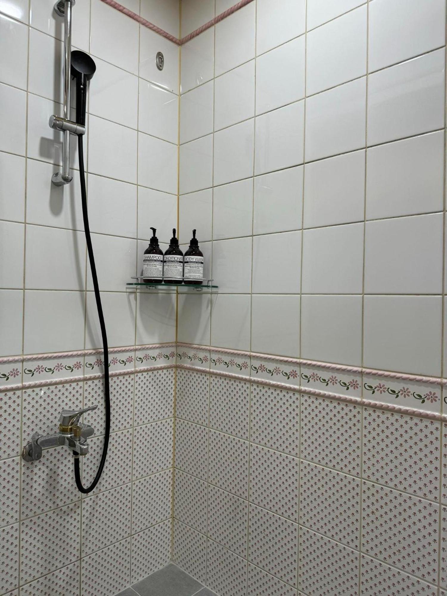 Hongdae Sub 1min Apartment