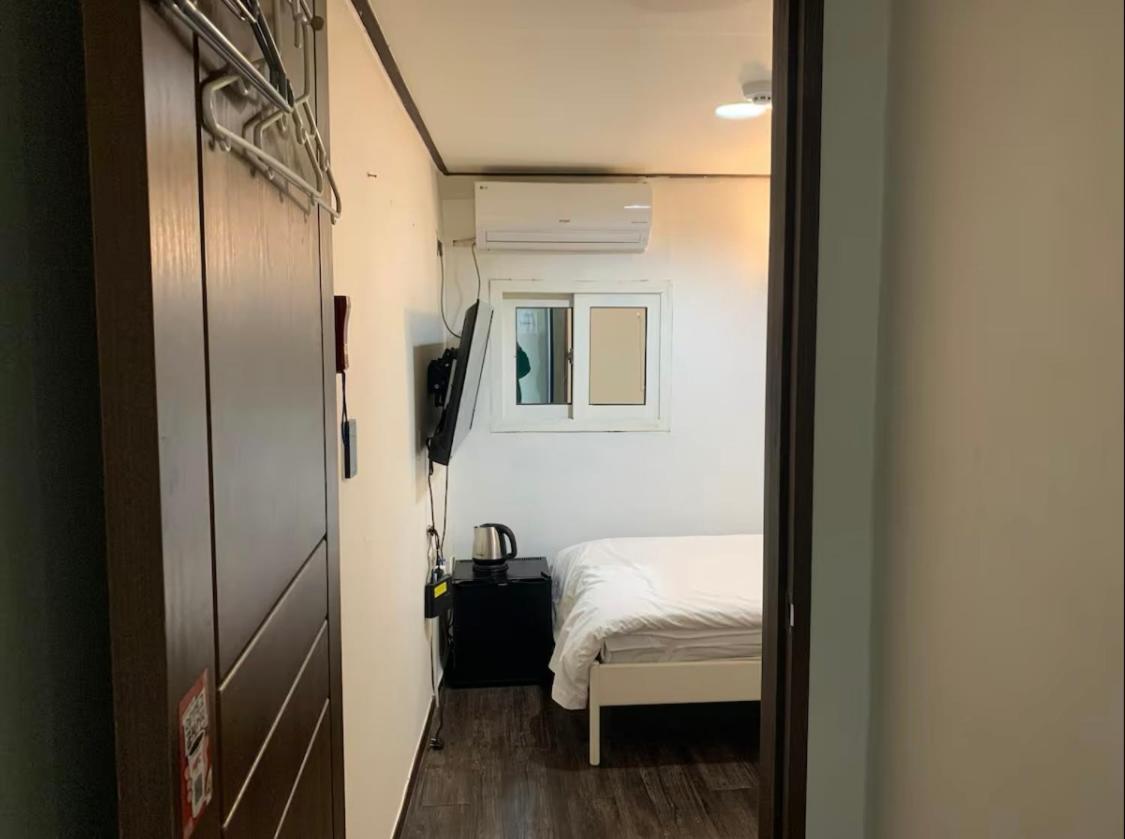 J Mini & House Seoul