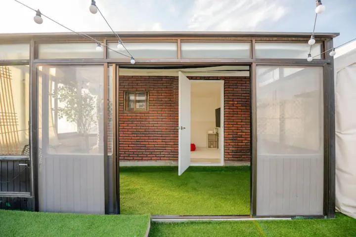 Yongsan Cozy Castle With Rooftop Garden For Families Villa *