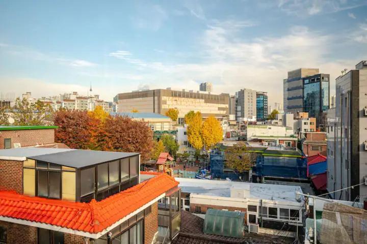 Villa Yongsan Cozy Castle With Rooftop Garden For Families