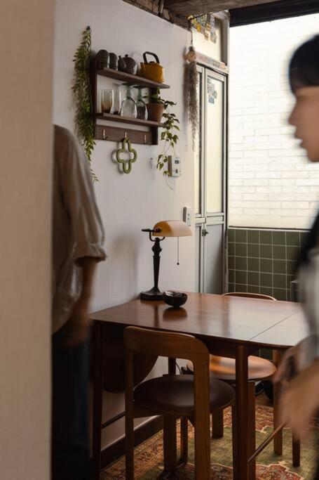 Apartment Comfy Leafy In Yeonnam