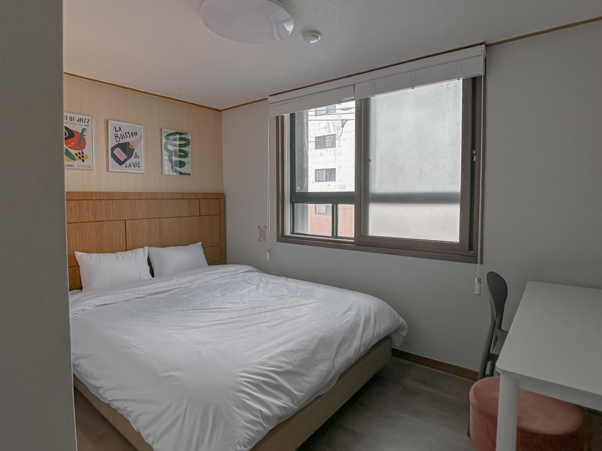 Bnb Hotel *