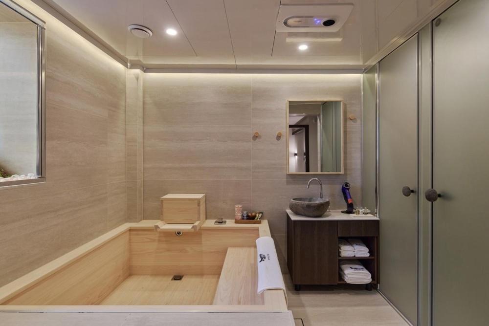 Guest house Whalero Gimpo Airport