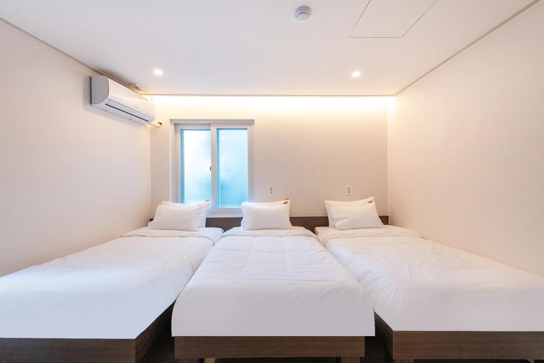Crashin Yongsan Hotel *