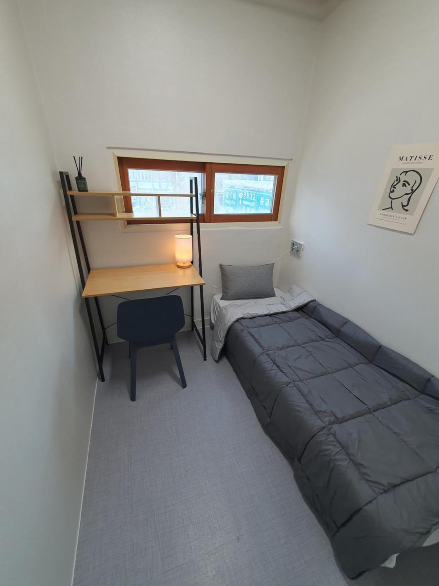 Capsule hotel Cozybed-225 - Male Only Seoul