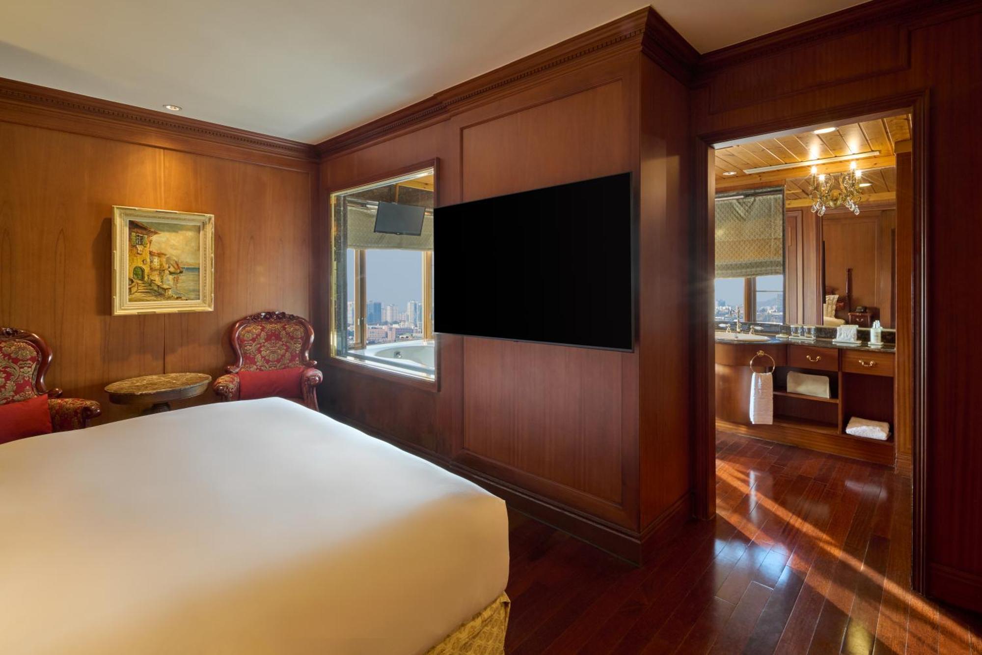 Grand Mercure Imperial Palace Gangnam Hotel 5*