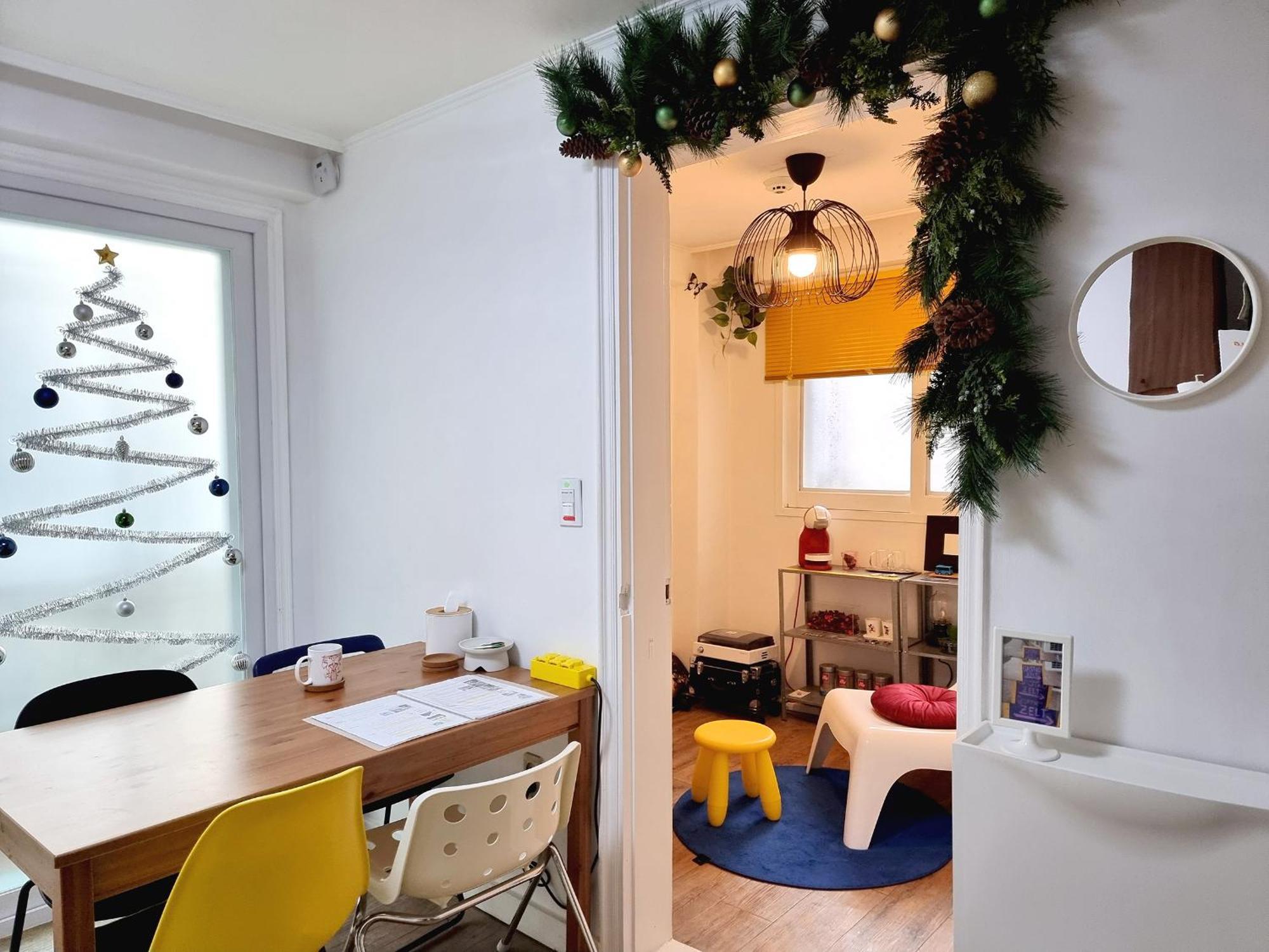 Guest house Y202 & B201 Near Hongdae Univ Station Seoul