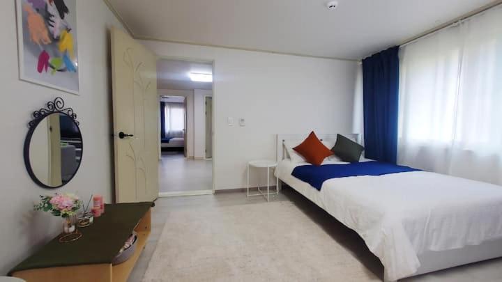 Hongdae House Apartment *