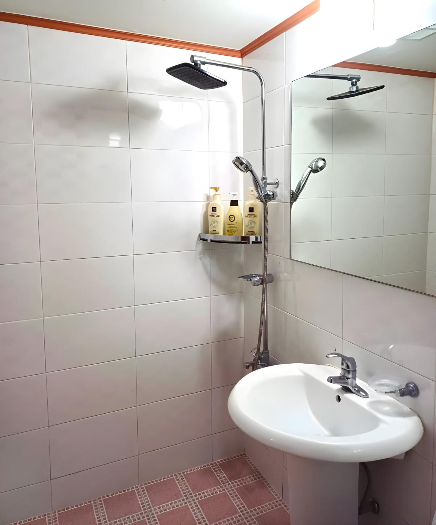 Gooreumseong motel Seoul