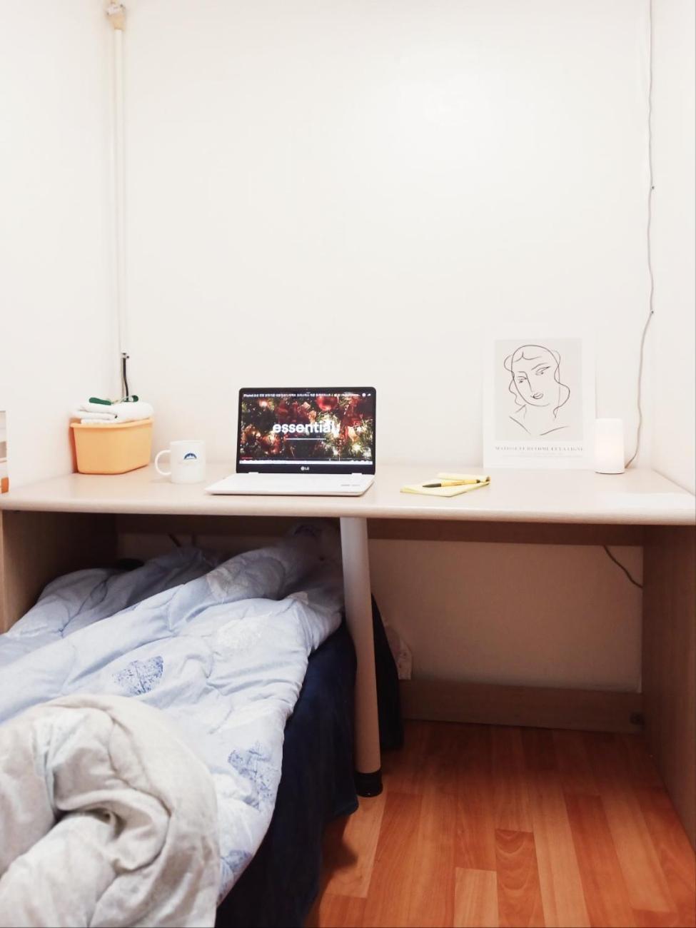 Hostel E-cozy House *