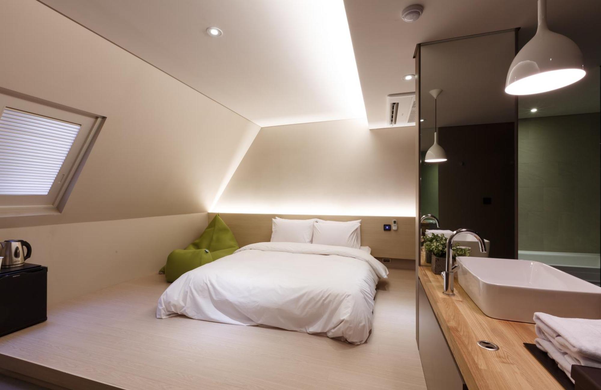 H Hotel Seoul