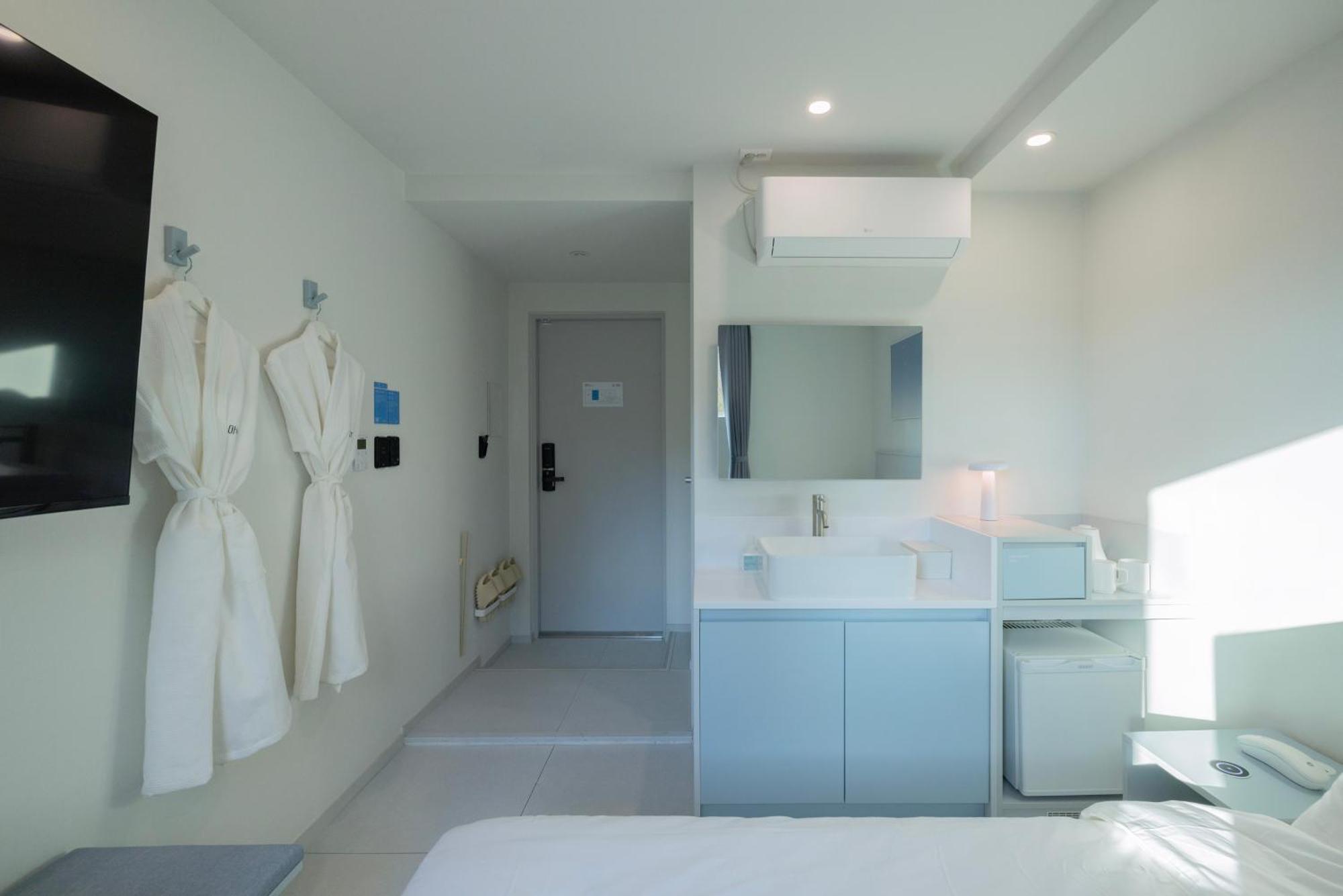 Aank Air Gaebong Hotel *
