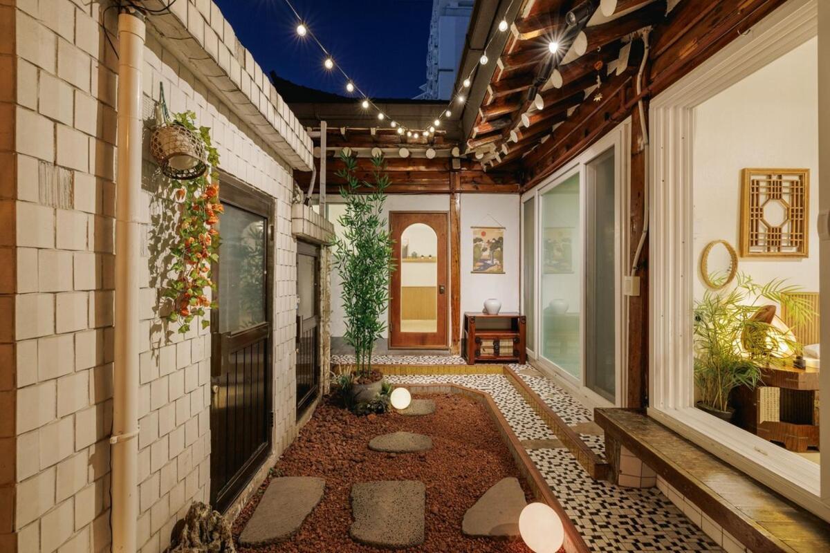 Apartment Hanok Private House With Frond Yard Seoul