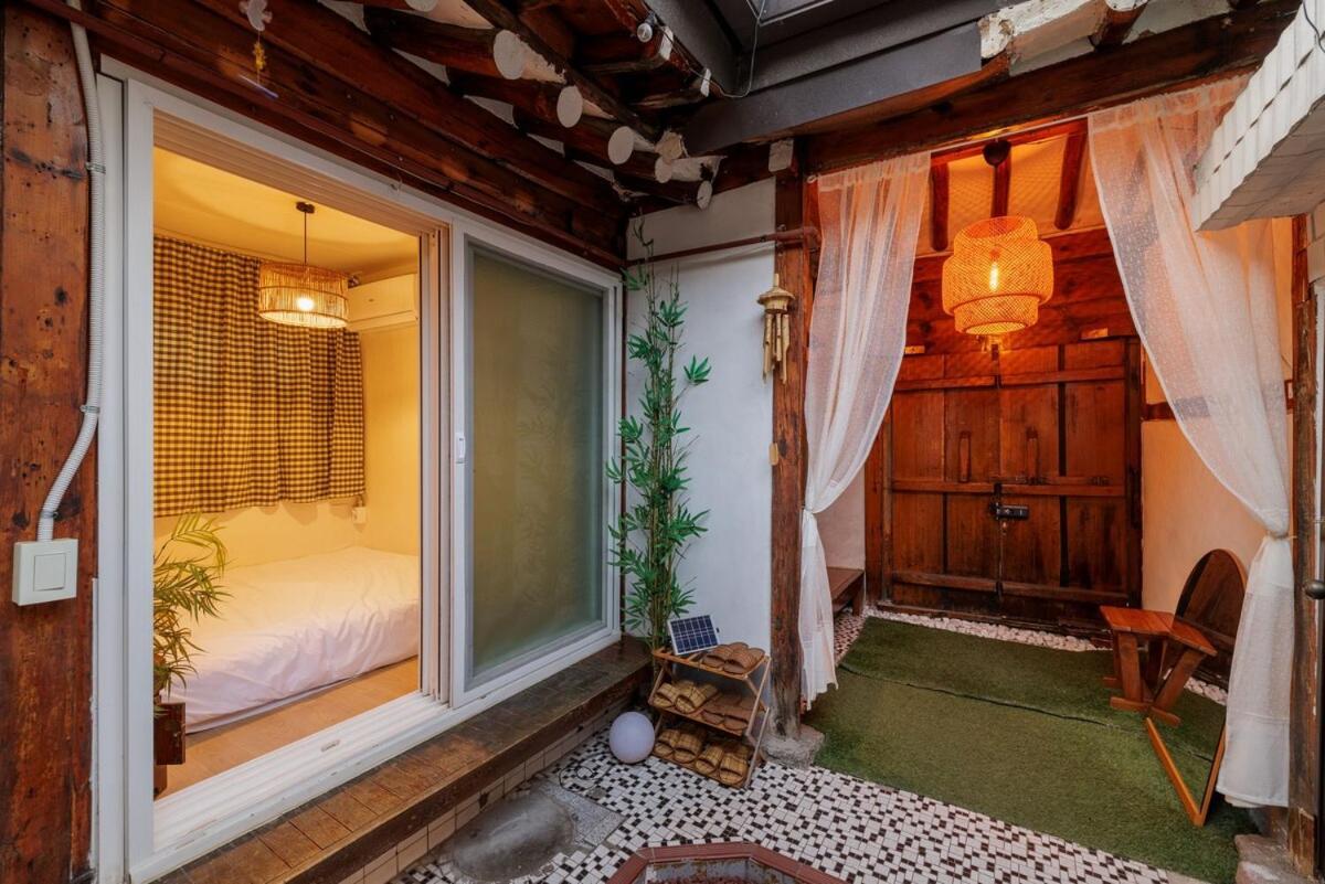 Hanok Private House With Frond Yard Apartment