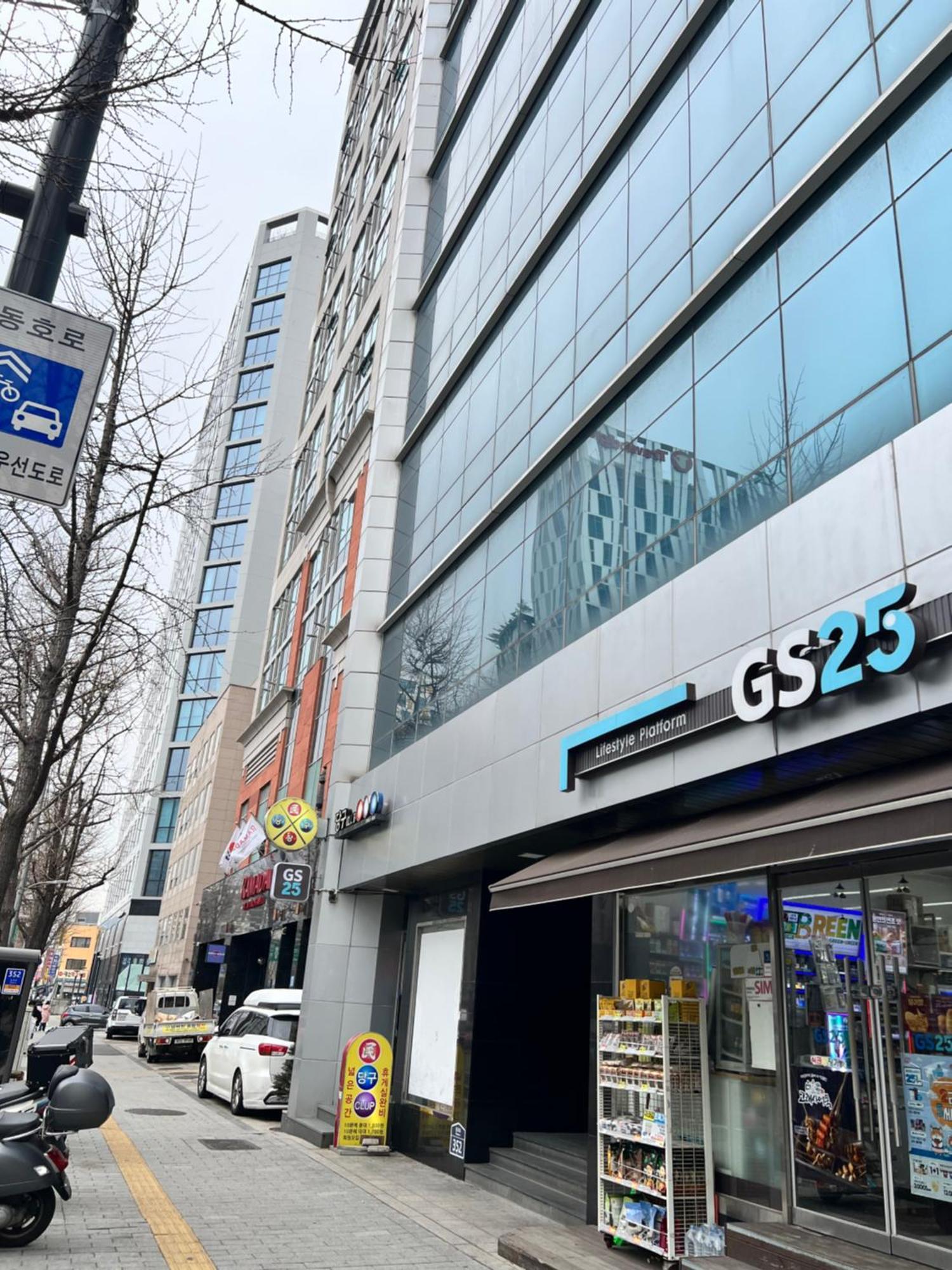 3-warm Newly-build Near Dongdaemun History & Culture Park Station Apartment