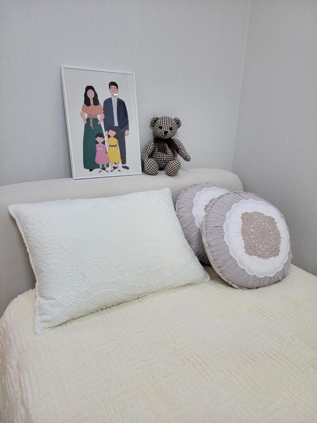 Hongdae Dmc Sangam Office District 1 Min Bus Stop Cozy House Apartment