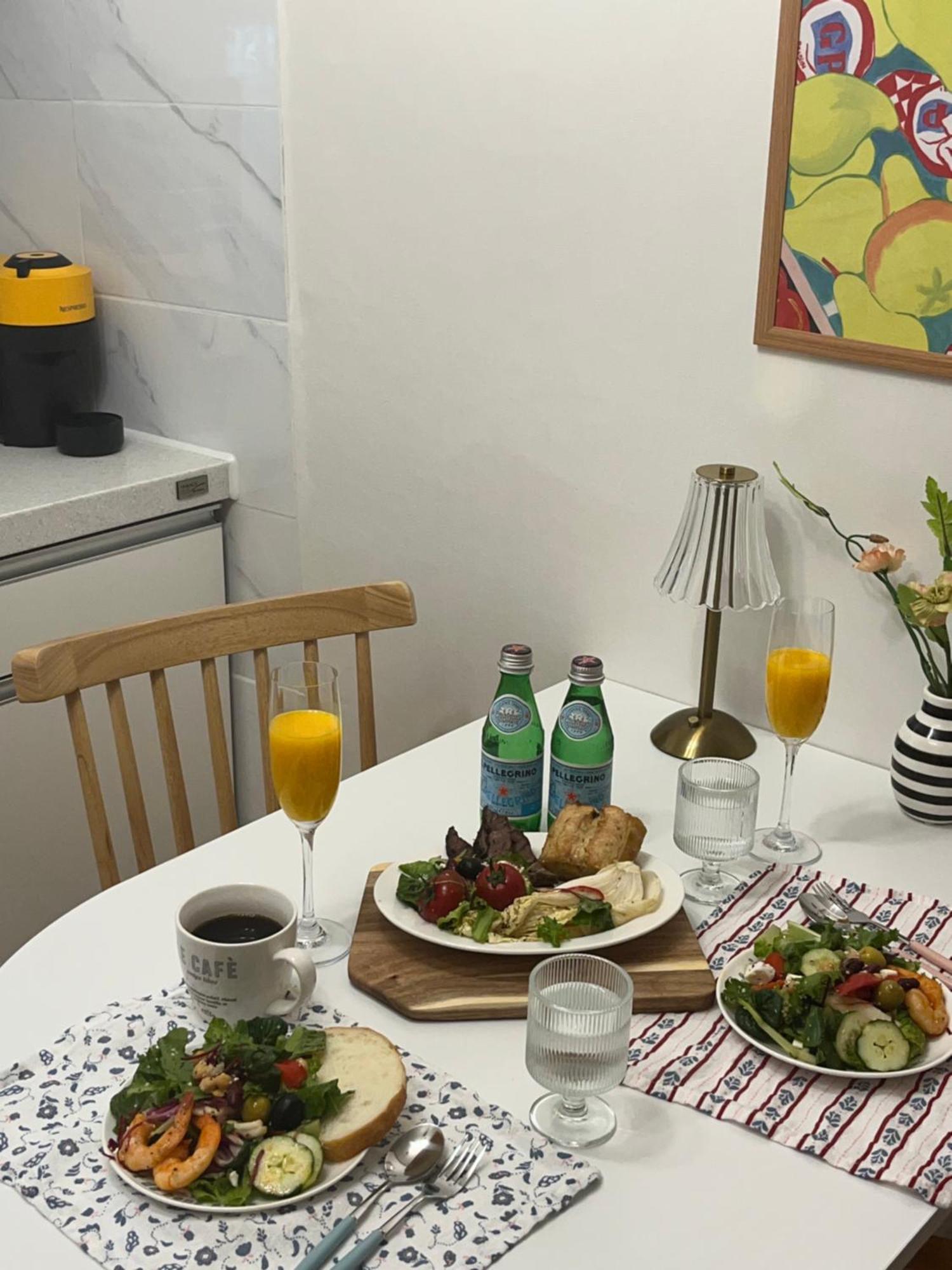 Rosie House, Gangnam Station 5min, Airportbus, Korean House Experience, Independent Apartment *