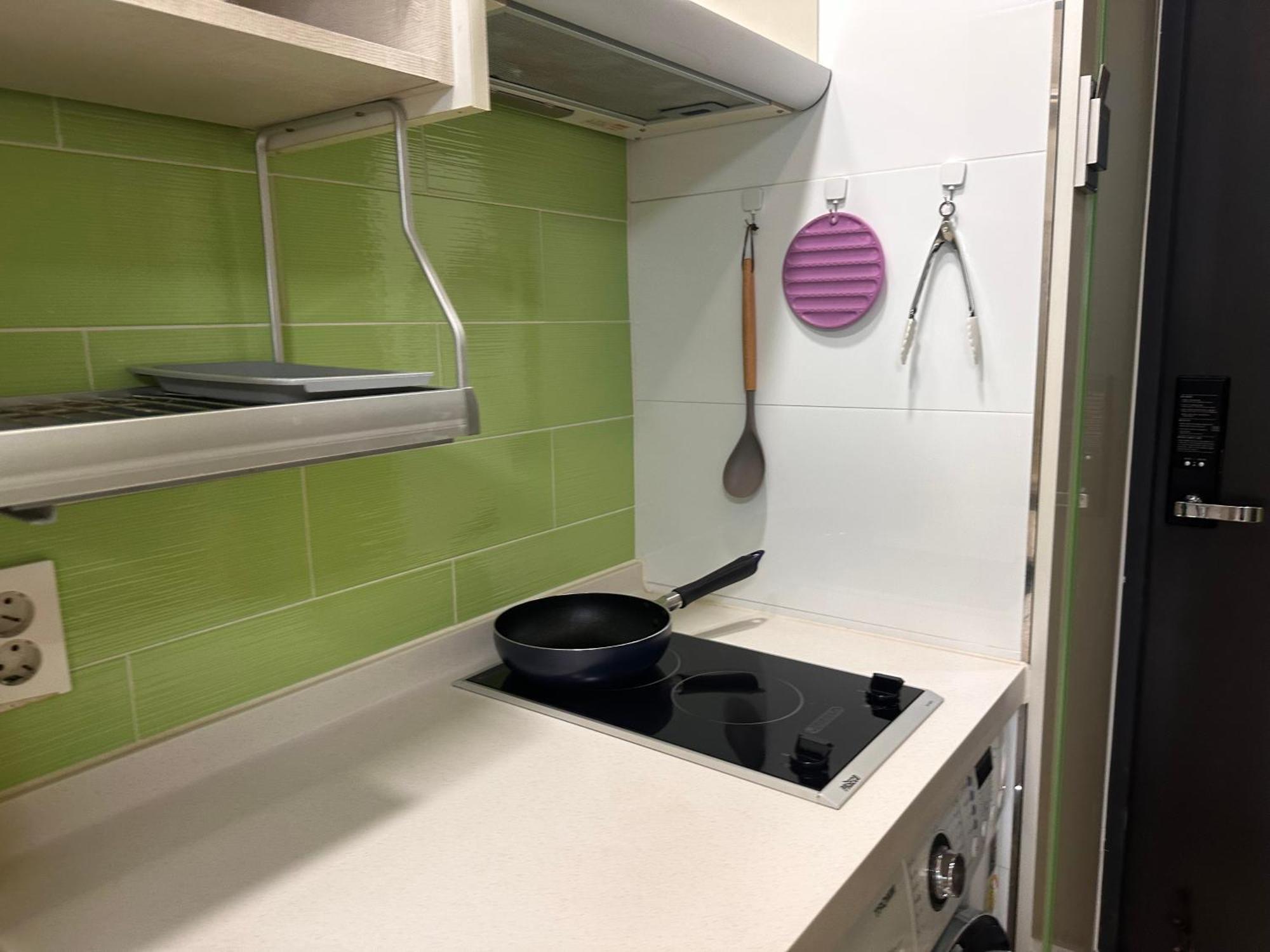 Cozy Near Gasan Digital Complex Station Apartment