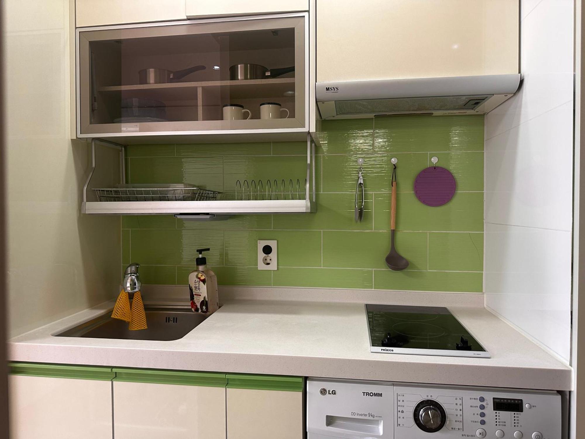 Apartment Cozy Near Gasan Digital Complex Station *