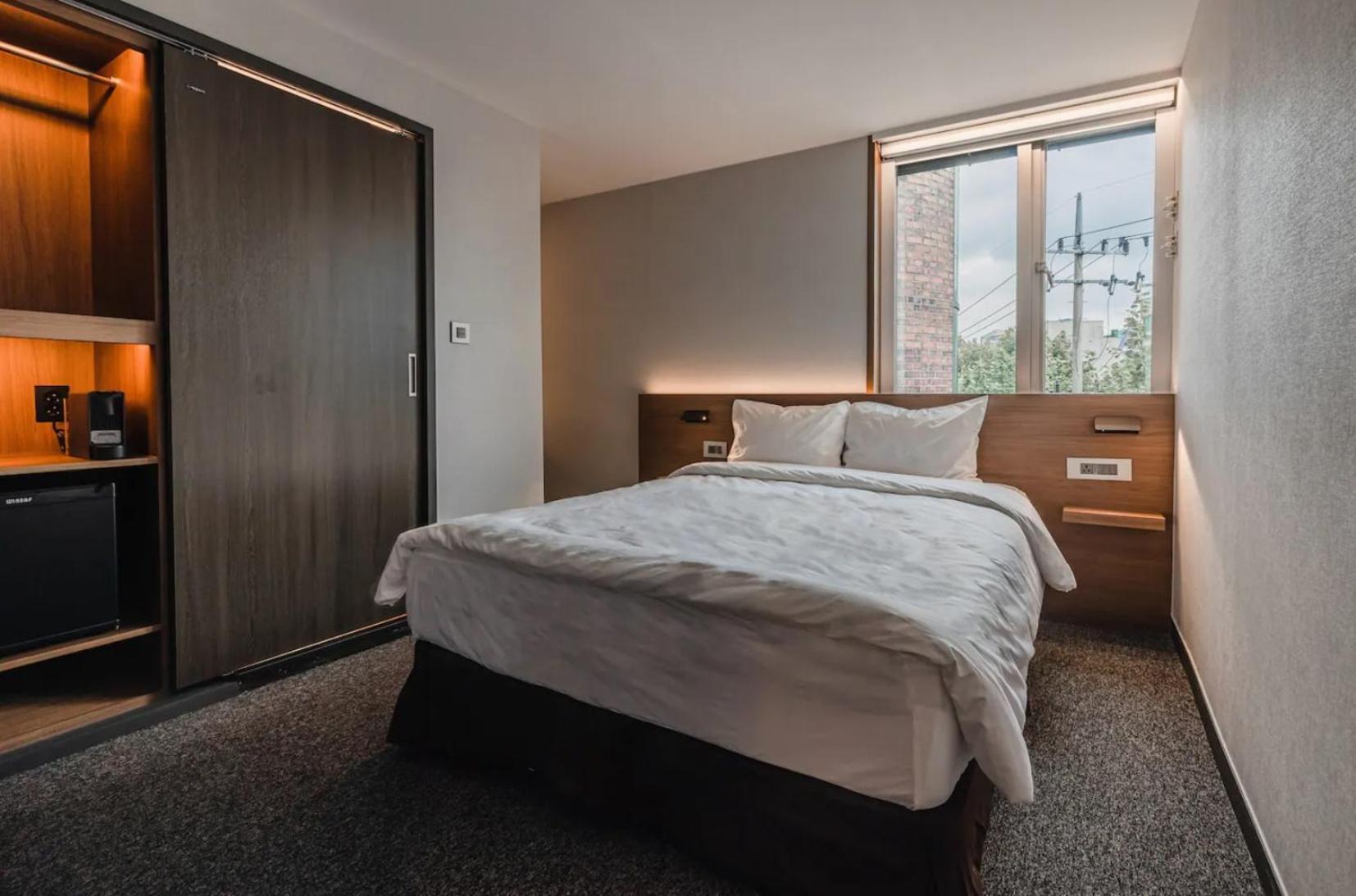 Hotel Pillowsopher Hongdae